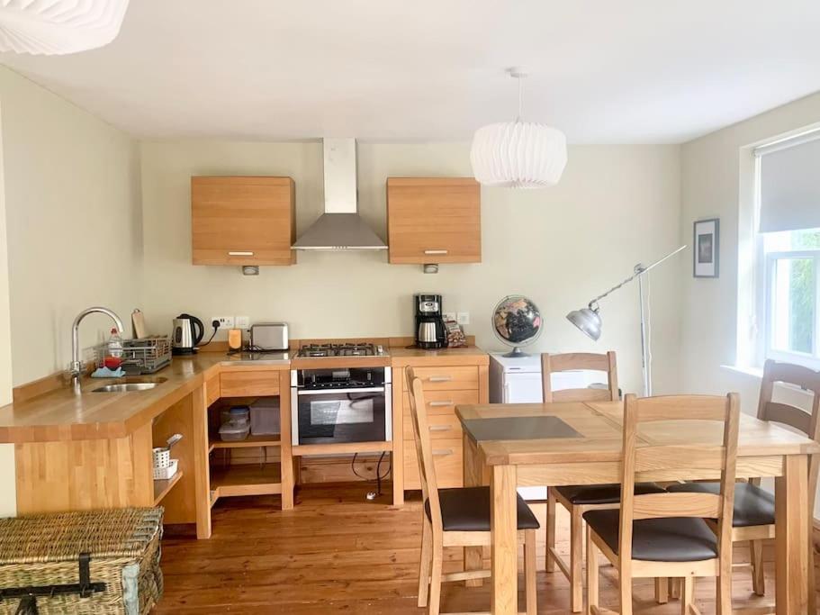 Delightful Ely House Bright And Warm With Cathedral View Apartment Luaran gambar